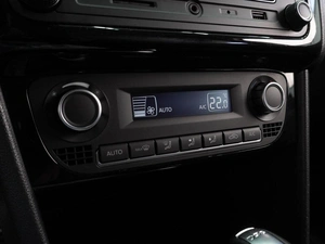 Седан Volkswagen Polo 2016 года, 1334000 рублей, Воронеж