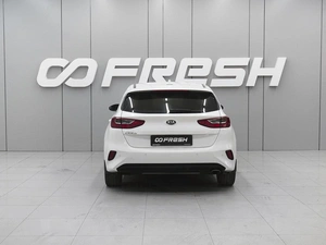 Хетчбэк Kia Ceed 2019 года, 1600000 рублей, Ростов-на-Дону