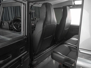 Внедорожник Land Rover Defender 2013 года, 3139000 рублей, Тюмень