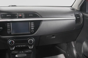 Хетчбэк Kia Rio X-Line 2018 года, 1569000 рублей, Кемерово