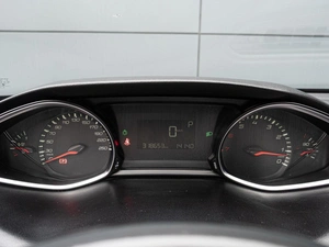 Хетчбэк Peugeot 308 2014 года, 1025000 рублей, Краснодар