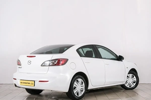 Седан Mazda 3 2013 года, 849000 рублей, Красноярск