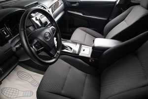 Седан Toyota Camry 2017 года, 1919000 рублей, Оренбург