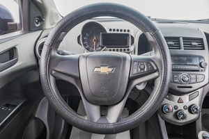 Седан Chevrolet Aveo 2014 года, 549000 рублей, Барнаул