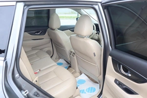 Внедорожник Nissan X-Trail 2015 года, 1650000 рублей, Мирное