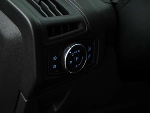Седан Ford Focus 2013 года, 927077 рублей, Москва