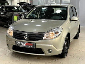 Хетчбэк Renault Sandero 2011 года, 697000 рублей, Солонцы