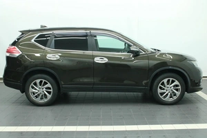 Внедорожник Nissan X-Trail 2017 года, 1990000 рублей, Красноярск