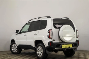 Внедорожник ВАЗ (LADA) Niva Travel 2024 года, 1339000 рублей, Пермь