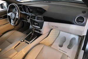 Седан Mercedes-benz C-класс 2011 года, 1649000 рублей, Омск