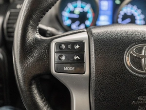 Внедорожник Toyota Land Cruiser Prado 2011 года, 2890000 рублей, Красноярск