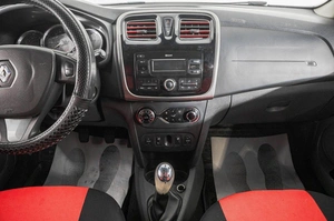 Хетчбэк Renault Sandero Stepway 2017 года, 799000 рублей, Барнаул
