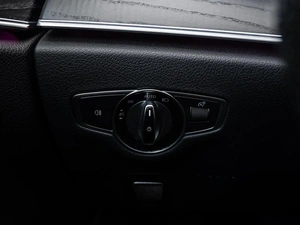 Седан Mercedes-benz E-класс 2018 года, 3200000 рублей, Краснодар
