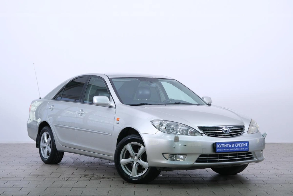 Седан Toyota Camry 2004 года, 1159000 рублей, Омск
