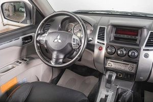 Внедорожник Mitsubishi Pajero Sport 2011 года, 1799000 рублей, Томск