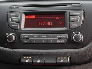 Хетчбэк Kia Ceed 2015 года, 970000 рублей, Омск