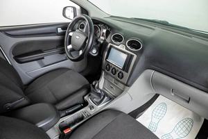 Хетчбэк Ford Focus 2011 года, 609000 рублей, Пермь