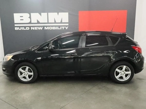 Хэтчбек Opel Astra 2014 года, 1050000 рублей, Курск