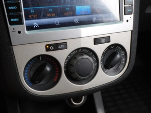 Хетчбэк Opel Corsa 2007 года, 410000 рублей, Воронеж