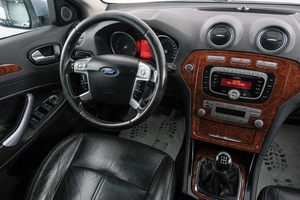 Седан Ford Mondeo 2007 года, 749000 рублей, Красноярск