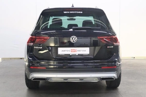 Внедорожник Volkswagen Tiguan 2019 года, 2250000 рублей, Брянск