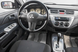 Седан Mitsubishi Lancer 2006 года, 519000 рублей, Барнаул