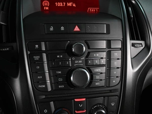 Хетчбэк Opel Astra 2012 года, 890000 рублей, Аксай