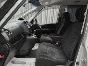 Минивэн Nissan Serena 2012 года, 1180000 рублей, Красноярск