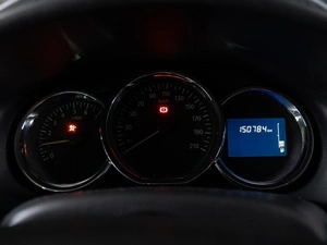 Седан Renault Logan 2014 года, 680000 рублей, Волгоград