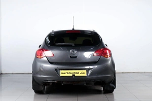Хетчбэк Opel Astra 2011 года, 709000 рублей, Челябинск