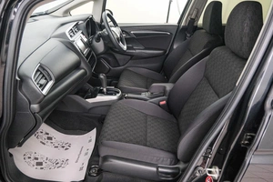 Хетчбэк Honda Fit 2016 года, 1049000 рублей, Красноярск