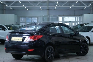 Седан Hyundai Solaris 2013 года, 839000 рублей, Омск