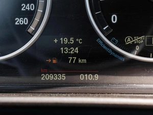 Седан BMW 5 серия 2013 года, 1900000 рублей, Краснодар
