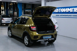 Хетчбэк Renault Sandero Stepway 2016 года, 953000 рублей, Солонцы