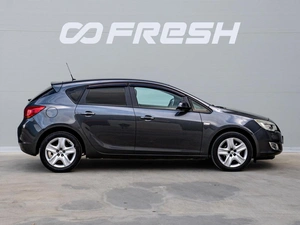 Хетчбэк Opel Astra 2011 года, 799000 рублей, Краснодар