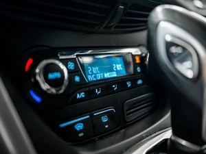 Внедорожник Ford Kuga 2015 года, 1300000 рублей, Красноярск
