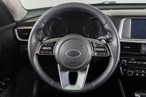 Седан Kia Optima 2019 года, 1909000 рублей, Пермь