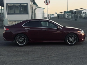 Седан Honda Accord 2008 года, 1050000 рублей, Красноярск