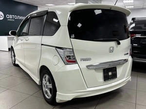 Минивэн Honda Freed 2012 года, 999000 рублей, Ачинск