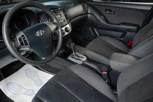 Седан Hyundai Elantra 2010 года, 679000 рублей, Тюмень