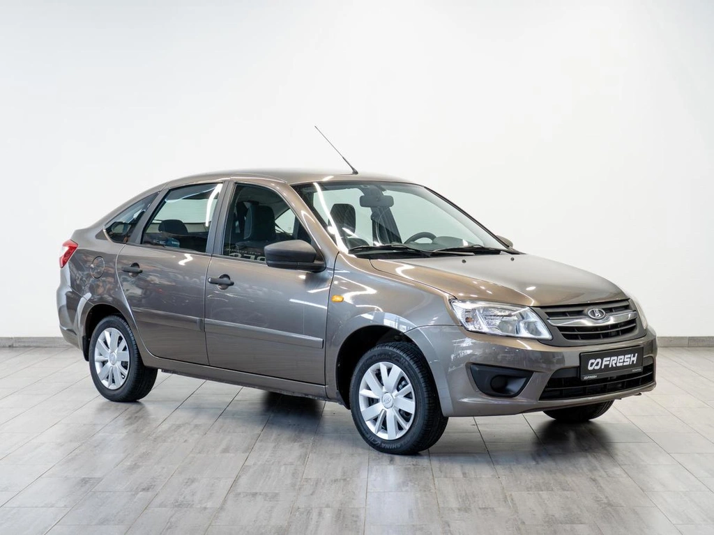 Лифтбек ВАЗ (LADA) Granta 2017 года, 699000 рублей, Саратов