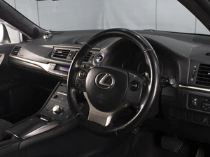 Хетчбэк Lexus CT 2015 года, 1410000 рублей, Омск