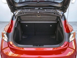 Хетчбэк Toyota Corolla 2021 года, 1790000 рублей, Краснодар