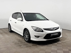 Хетчбэк Hyundai i30 2010 года, 699900 рублей, Казань