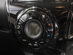 Хетчбэк Nissan Note 2019 года, 1110000 рублей, Омск