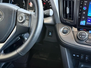 Внедорожник Toyota RAV4 2016 года, 2200000 рублей, Уфа