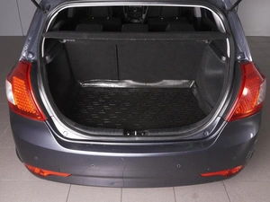 Хетчбэк Kia Ceed 2011 года, 963000 рублей, Красный Пахарь