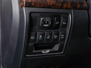 Внедорожник Toyota Land Cruiser 2014 года, 4700000 рублей, Тюмень