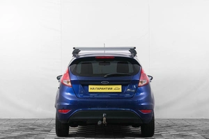 Хетчбэк Ford Fiesta 2016 года, 669000 рублей, Кемерово