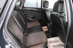 Седан Opel Astra 2013 года, 899000 рублей, Красноярск